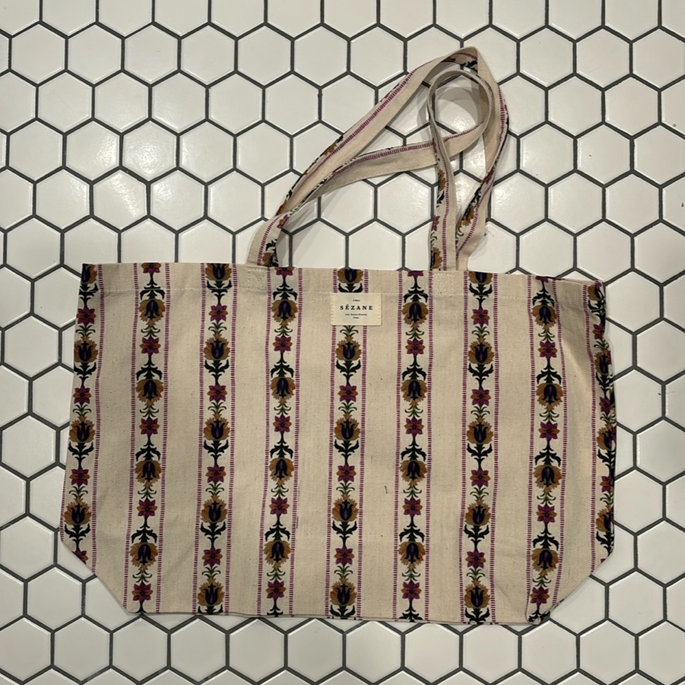 Brand new, never used Sezane tote